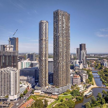 Meriton Suites George Street, Parramatta Sydney Exterior photo