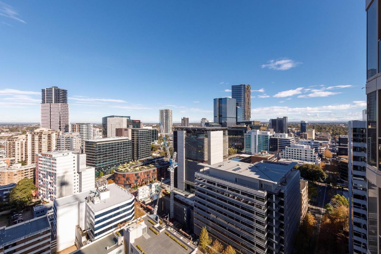 Meriton Suites George Street, Parramatta Sydney Exterior photo